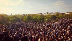 Mehr über den Artikel erfahren 1. Mai: Myfest vs. Party